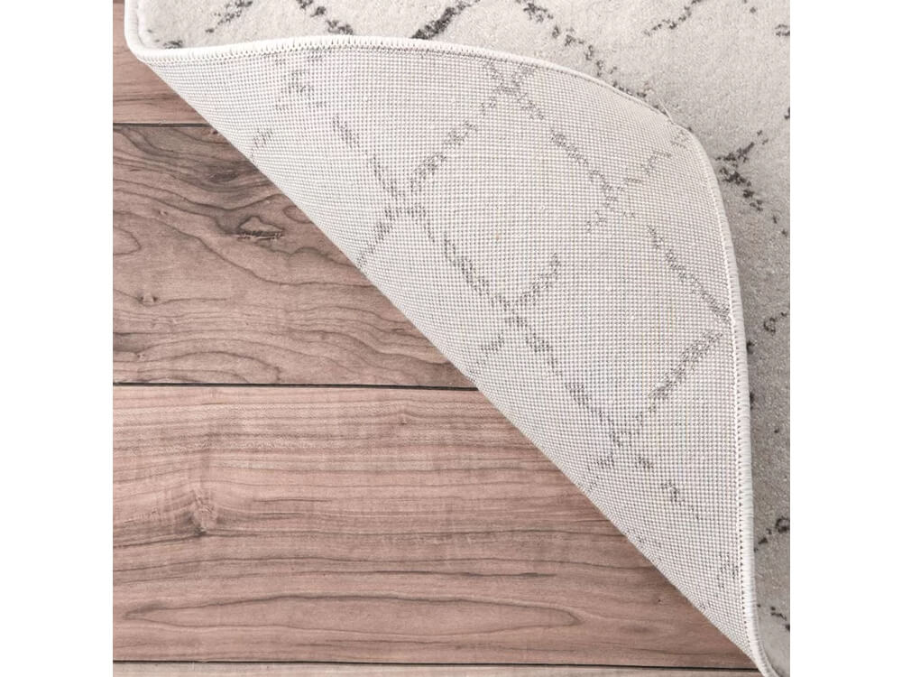 Snow Rug 4