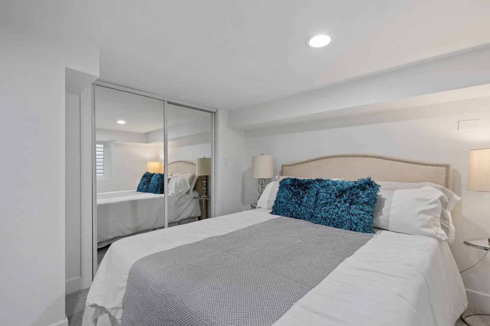 Furniture Rental Chicago, Seattle, New York, Dallas Furniture Rental